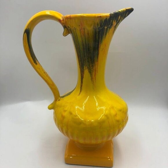 Vintage Yellow Ceramic Pottery Decorative Only Pitcher Drip Design Tabletop - Picture 4 of 12